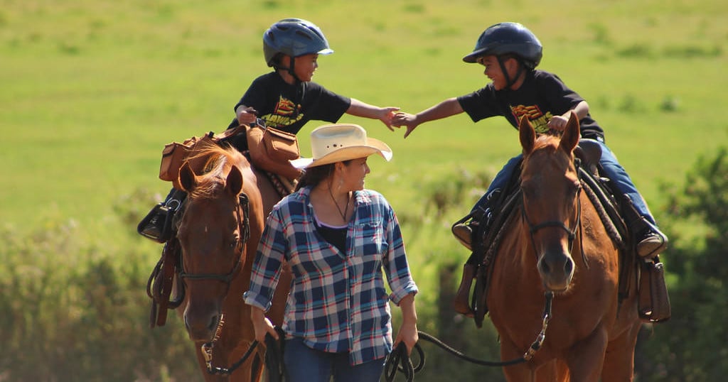 Pony Ride for Kids | Kahuku, Oahu