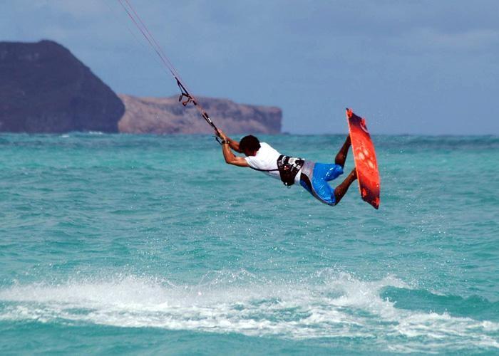Kiteboarding Lessons | Kahului, Maui